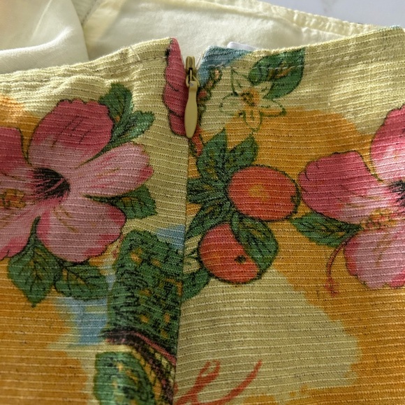 Tropical mini skirt - Picture 3 of 3